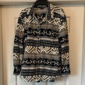 Eddie Bauer Black and Gray Patterned Women's Shirt